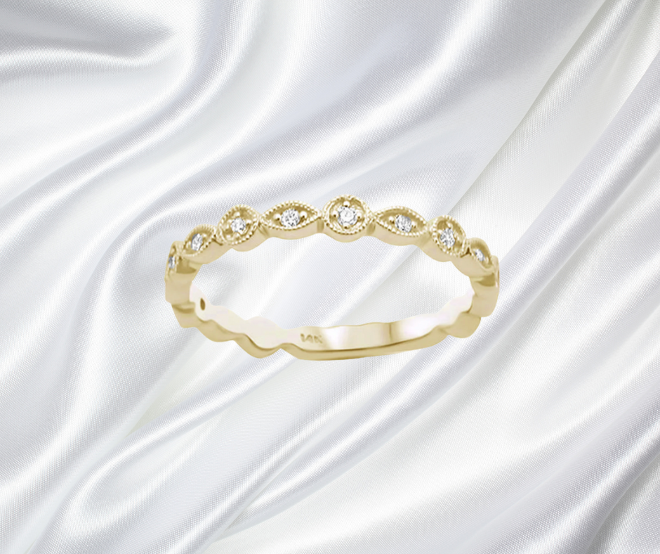 14K Yellow Gold Diamond Band Ring Size 6.5