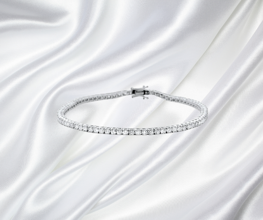 14KT White Gold Diamond Tennis Bracelet 6.1"